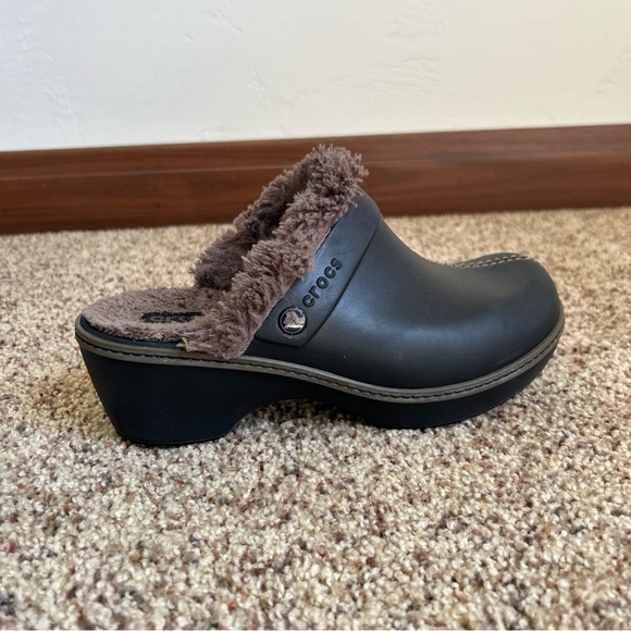 Crocs Cobbler Eva Women's Size 8 Brown Faux Fur Lined Clogs Mules Shoes (11552) - Picture 8 of 11